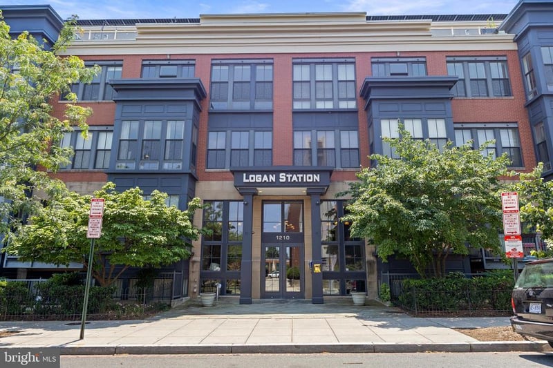 1210 R St NW #B1, Washington, DC 20009