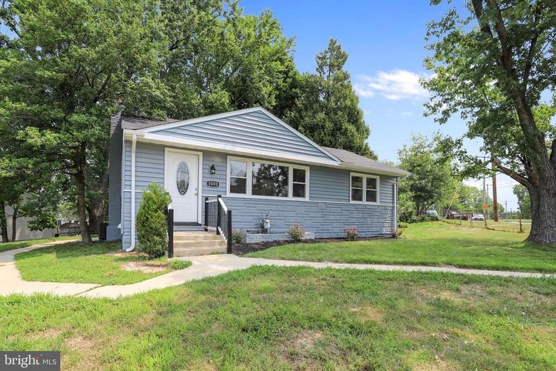 1000 Maple Ave, Rockville, MD 20851