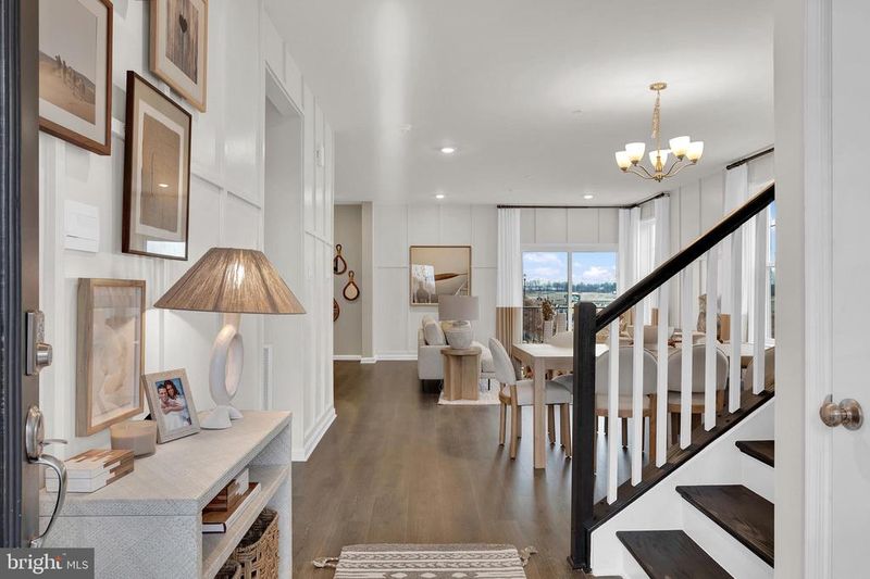 446 Hanson St, Frederick, MD 21701