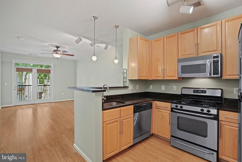 1201 E West Hw #314, Silver Spring, MD 20910