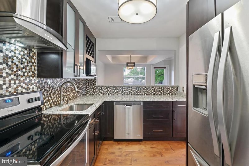 5716 Chapman Mill Dr #200, Rockville, MD 20852