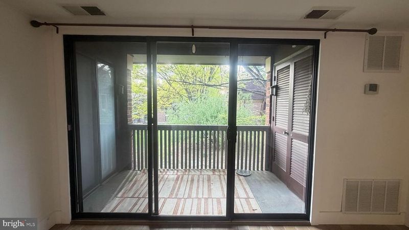 5236 W Running Brook Rd #201, Columbia, MD 21044