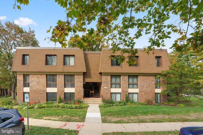 5236 W Running Brook Rd #201, Columbia, MD 21044
