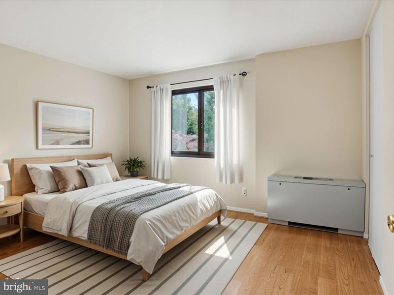 600 Roosevelt Blvd #317, Falls Church, VA 22044