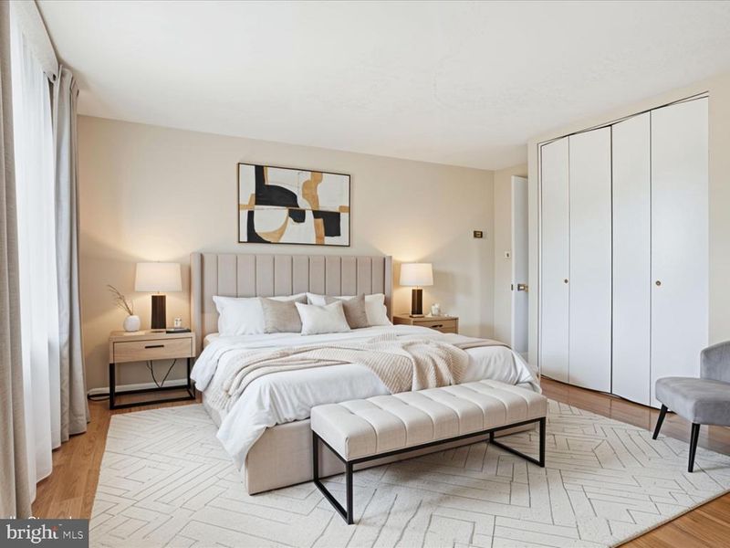 600 Roosevelt Blvd #317, Falls Church, VA 22044