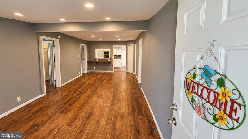 1314 Pine St, Shady Side, MD 20764