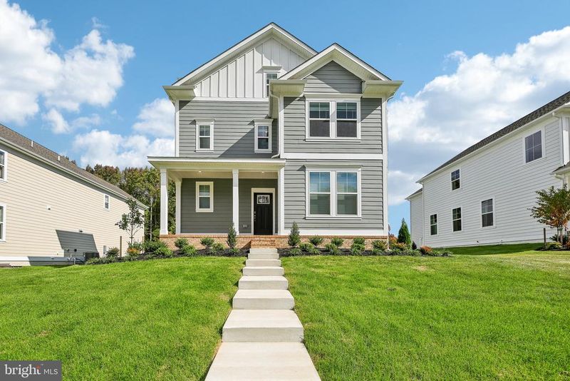 446 Hanson St, Frederick, MD 21701
