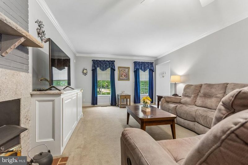 1 A Rolling Rd, Stafford, VA 22556