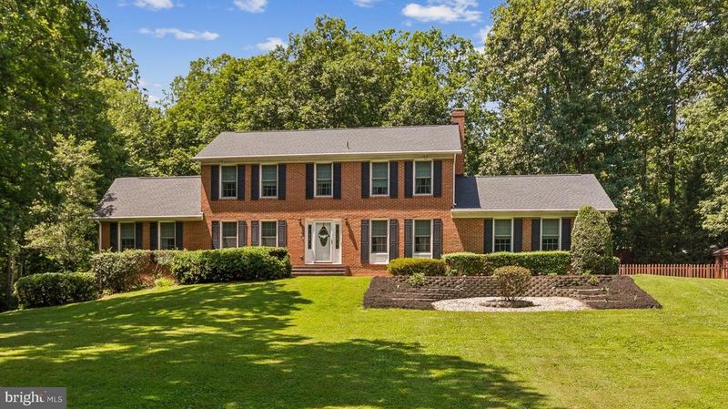 1 A Rolling Rd, Stafford, VA 22556