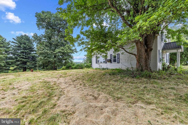 26130 Mullinix Mill Rd, Mount Airy, MD 21771