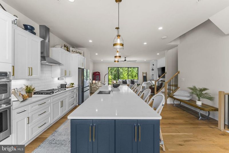 42460 Mildred Landing Sq, Ashburn, VA 20148