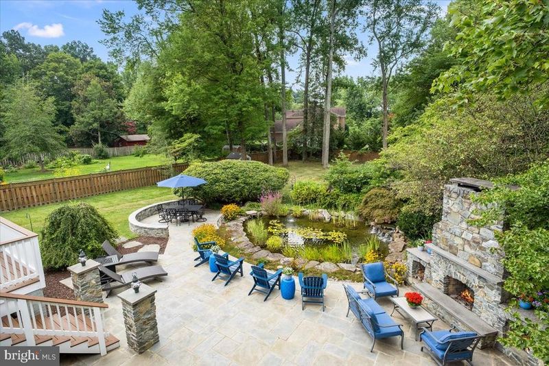 4429 Neptune Dr, Alexandria, VA 22309