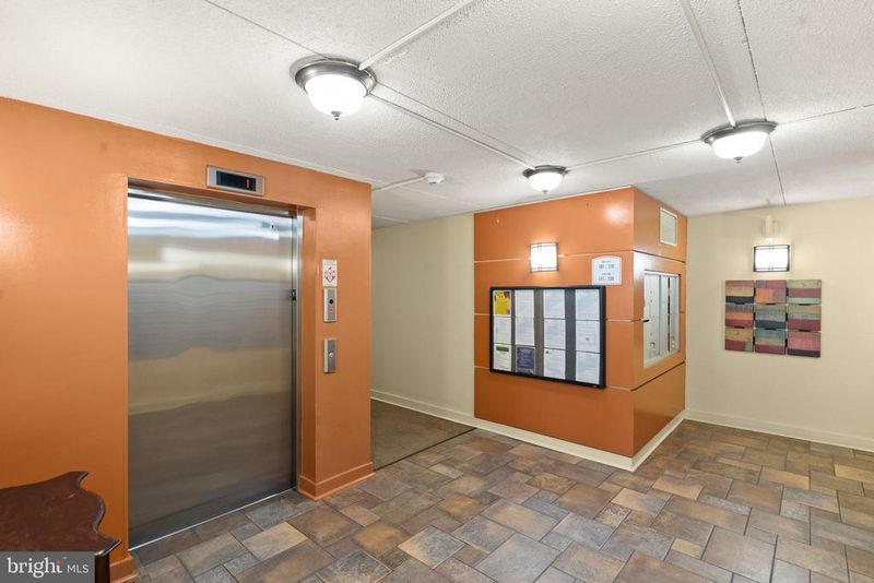 60 Van Dorn #506, Alexandria, VA 22304