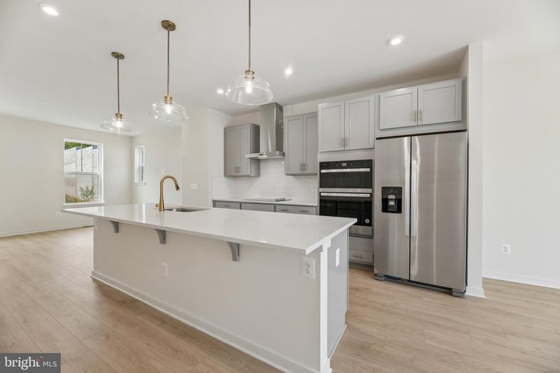 18024 Alicia Ave, Dumfries, VA 22026