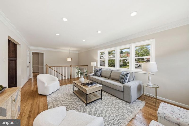 525 N Lombardy St N, Arlington, VA 22203