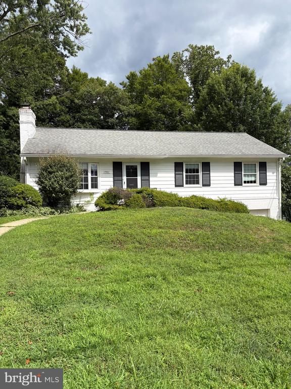 9507 Cable Dr, Kensington, MD 20895
