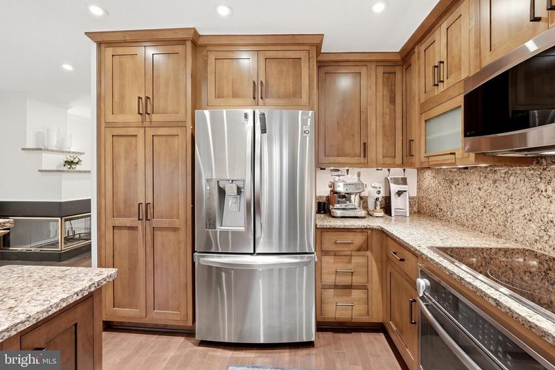 337 S Pickett St, Alexandria, VA 22304