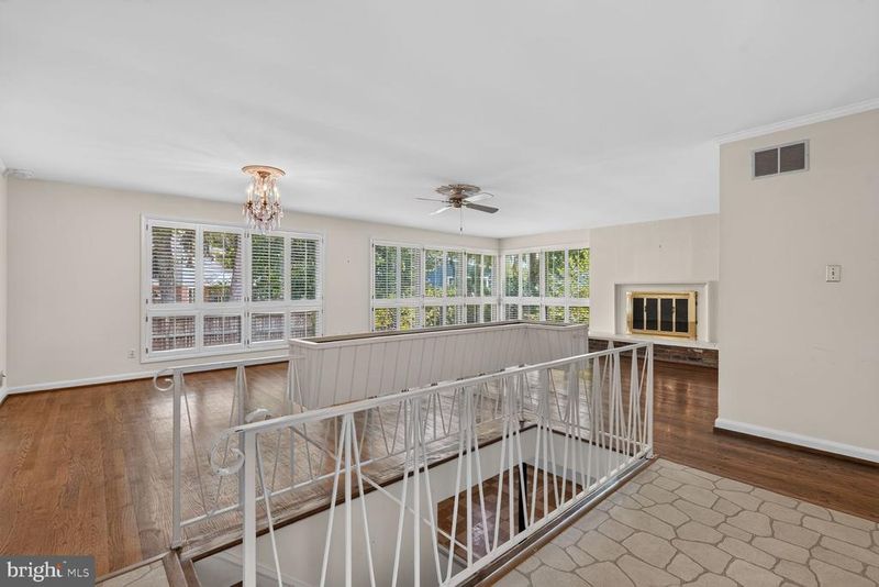 6841 Strata St, Mclean, VA 22101