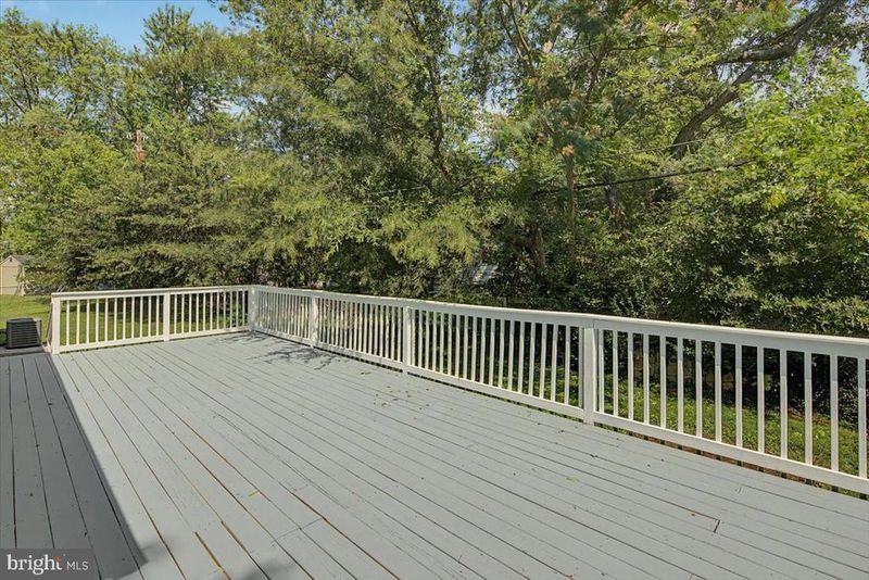 4612 Steadman Pl, Alexandria, VA 22309