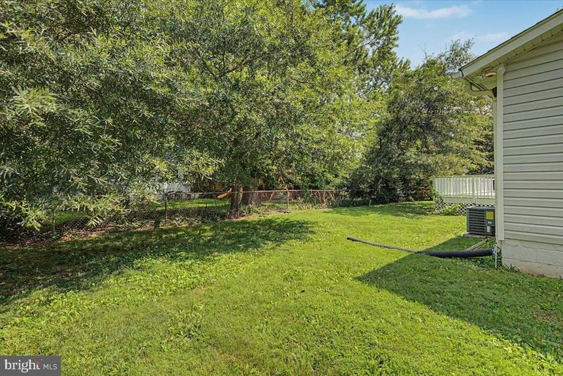 4612 Steadman Pl, Alexandria, VA 22309