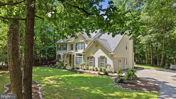 24204 Muscari Ct, Gaithersburg, MD 20882
