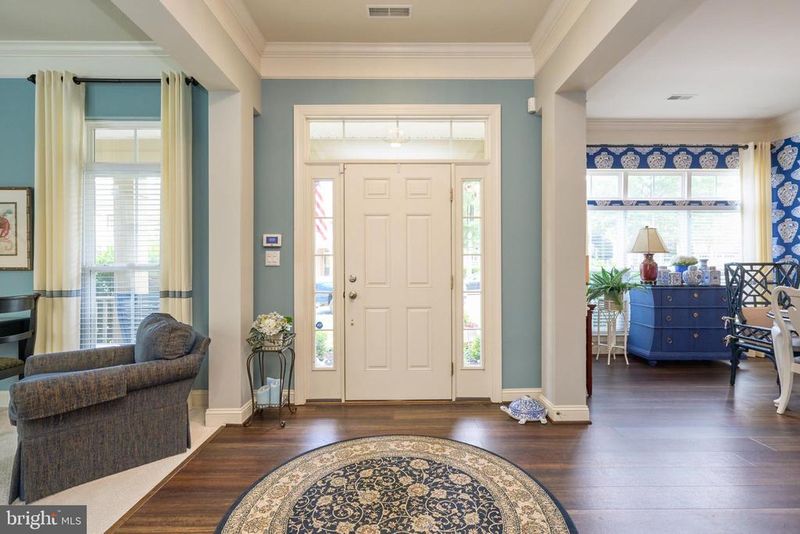 42719 Explorer Dr, Brambleton, VA 20148