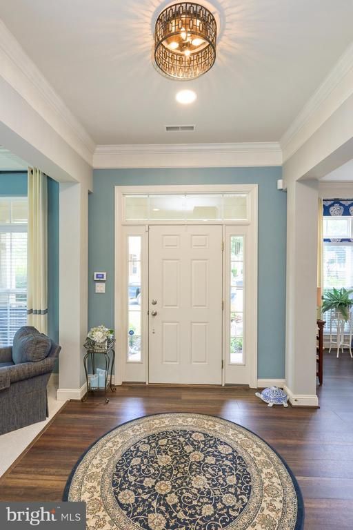 42719 Explorer Dr, Brambleton, VA 20148