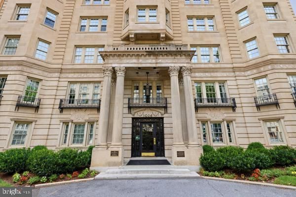 1026 16th St NW #101, Washington, DC 20036