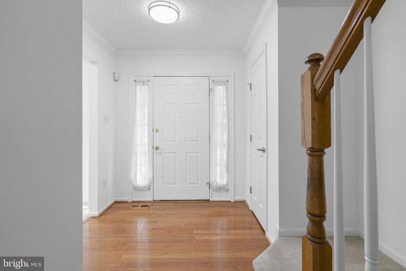 11305 Willowdale Dr, Germantown, MD 20876