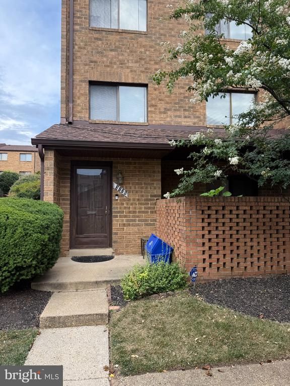 3126 Apple Rd NE #16, Washington, DC 20018