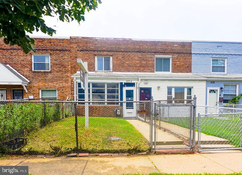 404 36th St NE, Washington, DC 20019