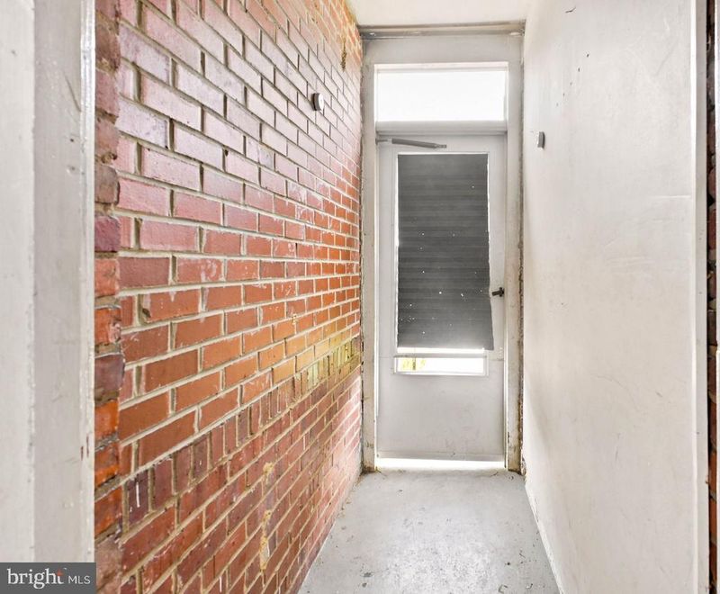 404 36th St NE, Washington, DC 20019