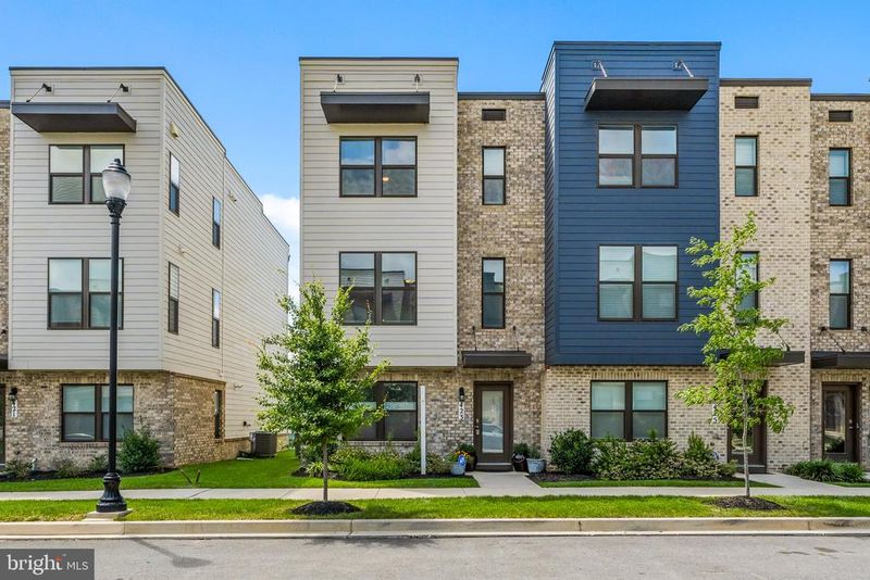 423 Carroll Walk Ave, Frederick, MD 21701