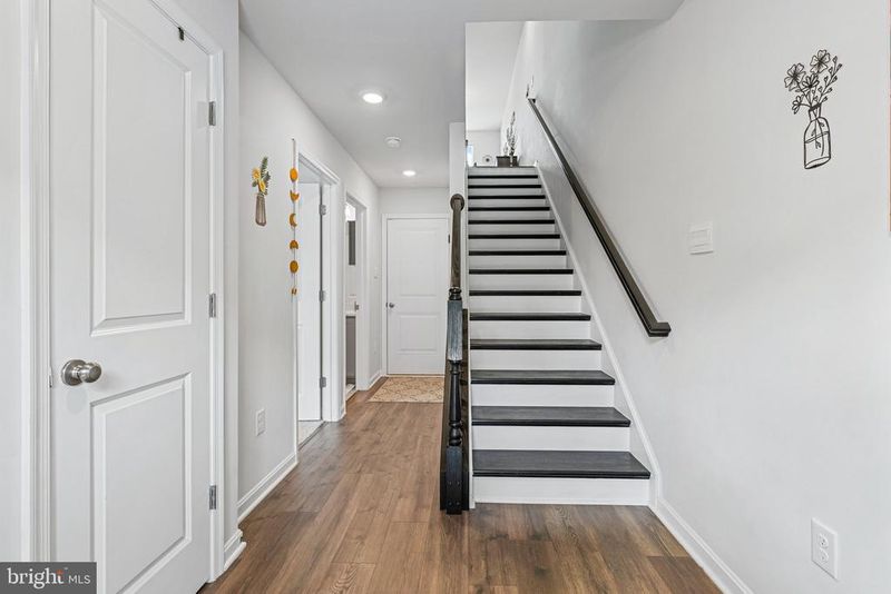 423 Carroll Walk Ave, Frederick, MD 21701