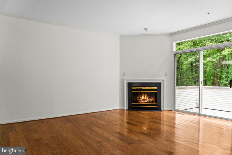 10356 Royal Woods Ct, Gaithersburg, MD 20886