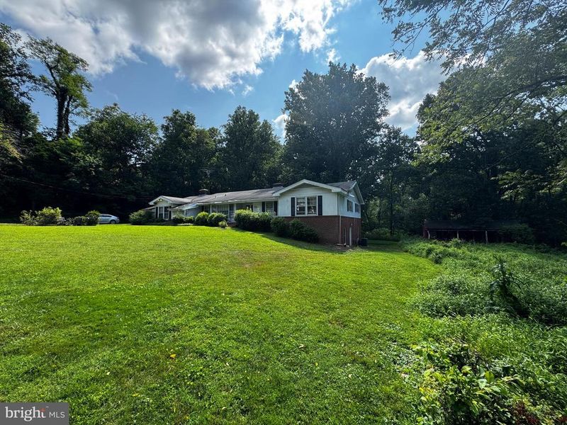 2117 Post Rd, Vienna, VA 22181