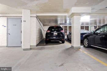 4620 N Park Ave #E-PH-6, Chevy Chase, MD 20815