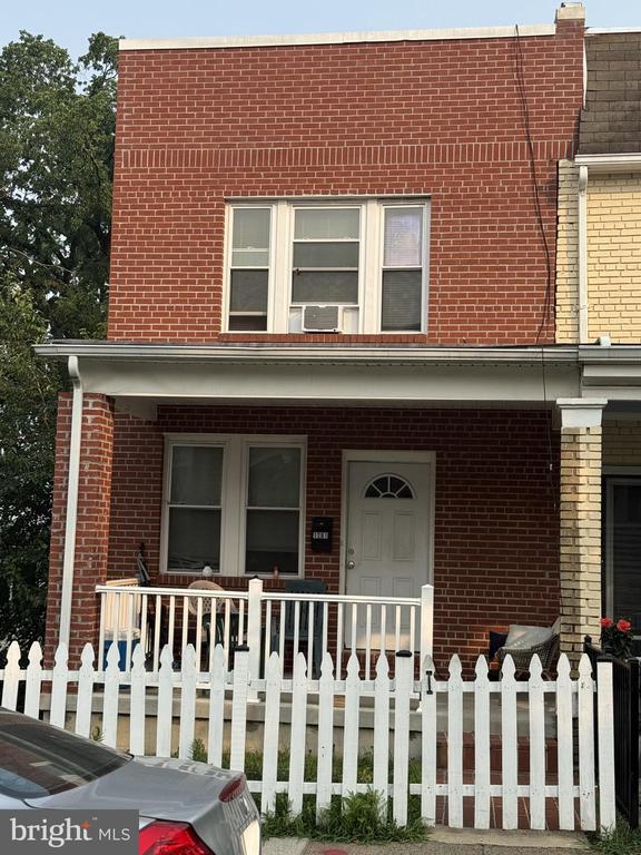 1281 Penn St NE, Washington, DC 20002
