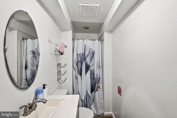 807 Houston Ave #4, Takoma Park, MD 20912