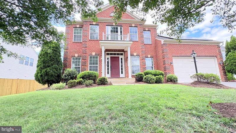 8864 Pennock Ct, Bristow, VA 20136