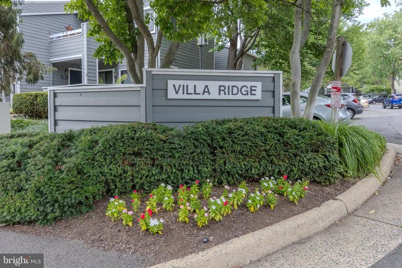 11017 Villaridge Ct, Reston, VA 20191