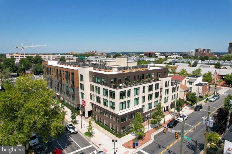 701 N Henry St #502, Alexandria, VA 22314