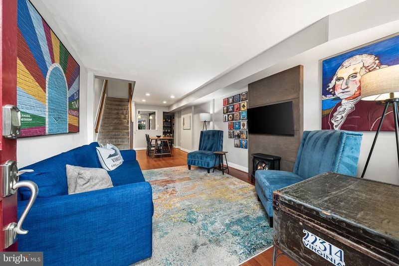 525 N Patrick St, Alexandria, VA 22314