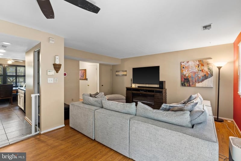 5765 Yellowrose Ct, Columbia, MD 21045