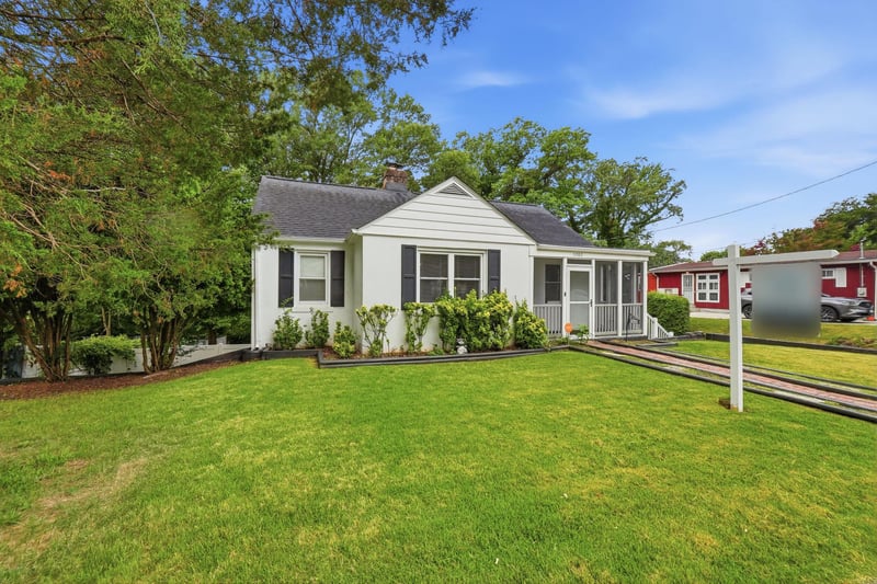 3203 Mulberry Ln, Temple Hills, MD 20748