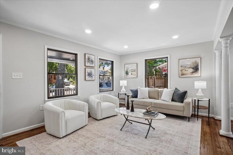 6016 Williamsburg Rd, Alexandria, VA 22303