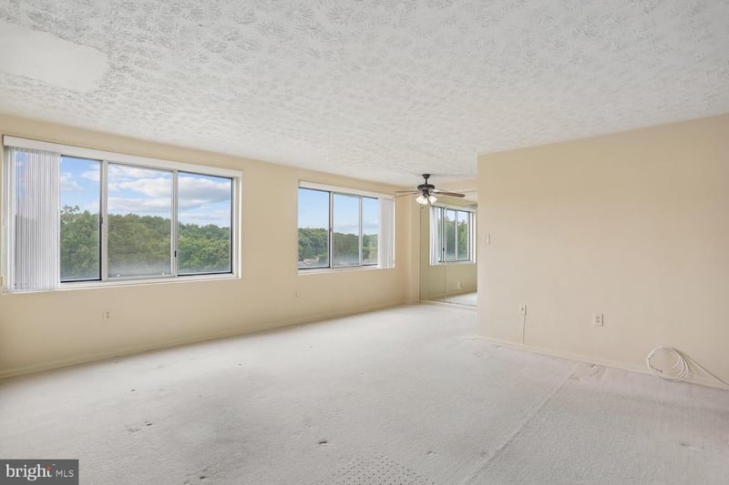 10201 Grosvenor Pl #1007, Rockville, MD 20852