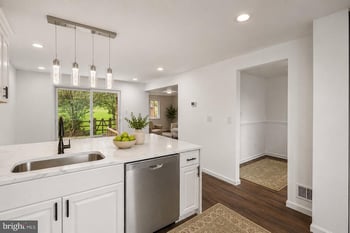 19112 Capehart Dr, Gaithersburg, MD 20886