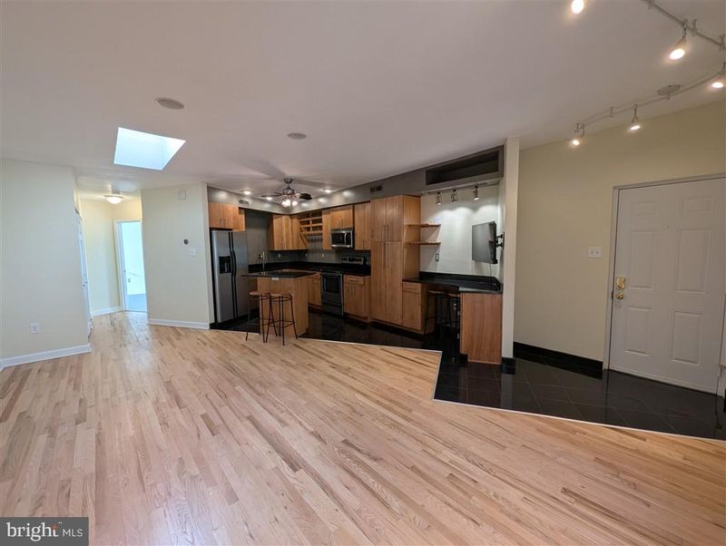 615 3rd St NE #9, Washington, DC 20002