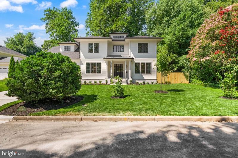 2214 Tulip Dr, Falls Church, VA 22046